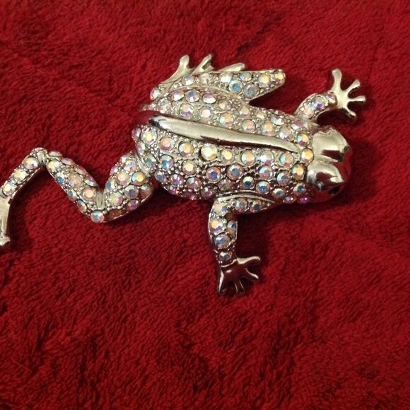 Vintage Aurora Borealis Rhinestone Encrusted Leaping Frog/Toad Brooch - Picture 3 of 5